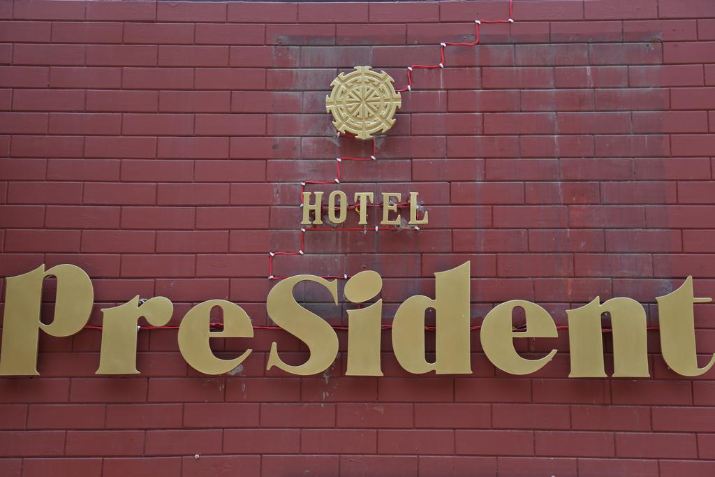 Hotel President Zirakpur Bagian luar foto